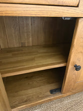 Load image into Gallery viewer, Oak Furniture Land Sideboard