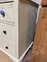 Load image into Gallery viewer, Oak Chest Of Drawers