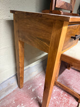 Load image into Gallery viewer, Hardwood Dressing Table