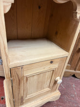 Load image into Gallery viewer, Solid Pine Bedside
