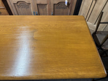 Load image into Gallery viewer, Oak Dining Table