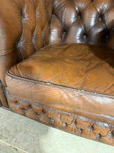 Load image into Gallery viewer, Chesterfield Club Chair