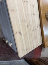 Load image into Gallery viewer, Chunky Pine Drawers