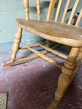Load image into Gallery viewer, Pine Rocking Chair