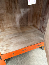 Load image into Gallery viewer, Vintage Bedside / Side Table