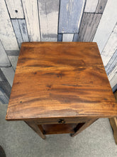 Load image into Gallery viewer, Hardwood Side Table