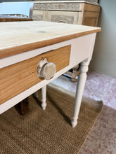 Load image into Gallery viewer, Solid Pine Console Table
