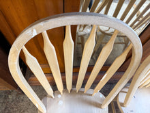 Load image into Gallery viewer, 4 x Dining Chairs