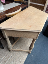 Load image into Gallery viewer, Stripped Oak Hall Table