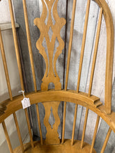 Load image into Gallery viewer, Windsor Armchair