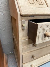 Load image into Gallery viewer, Oak Bureau