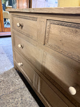 Load image into Gallery viewer, Stripped Oak Drawers