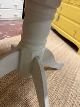 Load image into Gallery viewer, Whitewashed Round Table