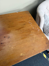 Load image into Gallery viewer, Solid Pine Side Table