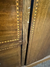 Load image into Gallery viewer, Edwardian Style Compactum