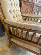 Load image into Gallery viewer, Upholstered Armchair