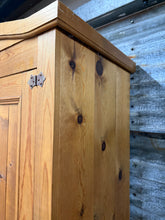 Load image into Gallery viewer, Solid Pine Wardrobe