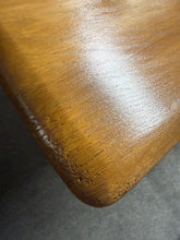 Load image into Gallery viewer, Oak Dining Table