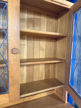 Load image into Gallery viewer, Heavy Oak Dresser