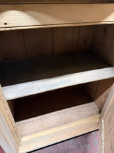 Load image into Gallery viewer, Narrow Pine Dresser