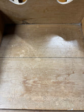 Load image into Gallery viewer, Victorian Pine Washstand