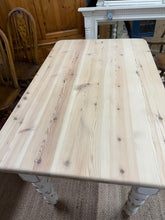 Load image into Gallery viewer, Distressed Pine Table