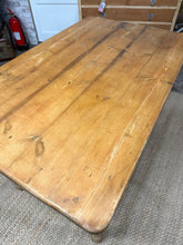 Load image into Gallery viewer, Victorian Pine Scrub Top Table