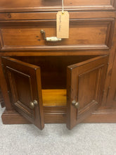 Load image into Gallery viewer, Solid Wood Sideboard