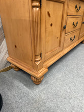 Load image into Gallery viewer, Pine Sideboard