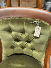 Load image into Gallery viewer, Green Velour Chair