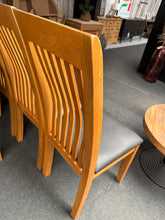 Load image into Gallery viewer, 4 x Oak Chairs