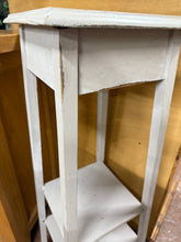 Load image into Gallery viewer, Plant Stand