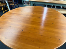 Load image into Gallery viewer, Round Pine Dining Table