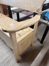 Load image into Gallery viewer, Vintage Pine Bench