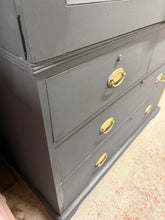 Load image into Gallery viewer, 'Railings' Linen Press