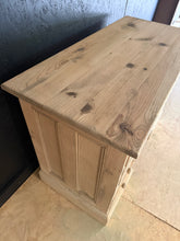 Load image into Gallery viewer, Stripped Pine Desk