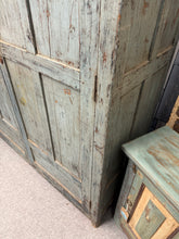 Load image into Gallery viewer, Large Indian Wardrobe