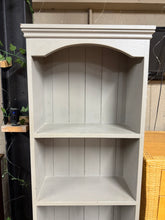 Load image into Gallery viewer, Narrow Pine Bookcase