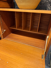 Load image into Gallery viewer, Ladderax Unit