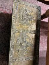 Load image into Gallery viewer, Embossed Blanket Box