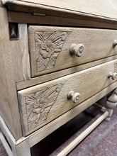 Load image into Gallery viewer, Stripped Oak Bureau