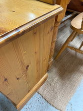 Load image into Gallery viewer, Solid Pine Bedsides