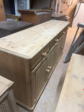 Load image into Gallery viewer, Oak Bureau