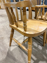 Load image into Gallery viewer, 2 x Pine Carvers