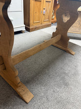 Load image into Gallery viewer, Stripped Oak Table