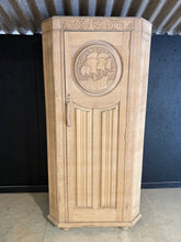 Load image into Gallery viewer, This beautiful stripped oak wardrobe showcases the wood's natural character and grain. Structurally sound and in good condition, it features a shelf, hanging rail, and interior mirror for practical storage. The piece has been stripped to bare wood—a light coat of wax is recommended to protect and enhance the finish. Minor cosmetic imperfections, including some missing trim to one side, do not affect functionality. Includes the original key. A timeless addition to any bedroom.
Delivery Available
Overall Di
