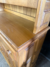 Load image into Gallery viewer, Heavy Oak Dresser