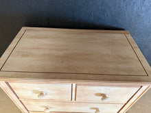 Load image into Gallery viewer, Mama & Papa's Drawers