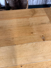 Load image into Gallery viewer, Rustic Extendable Dining Table