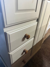 Load image into Gallery viewer, Solid Pine Wardrobe
